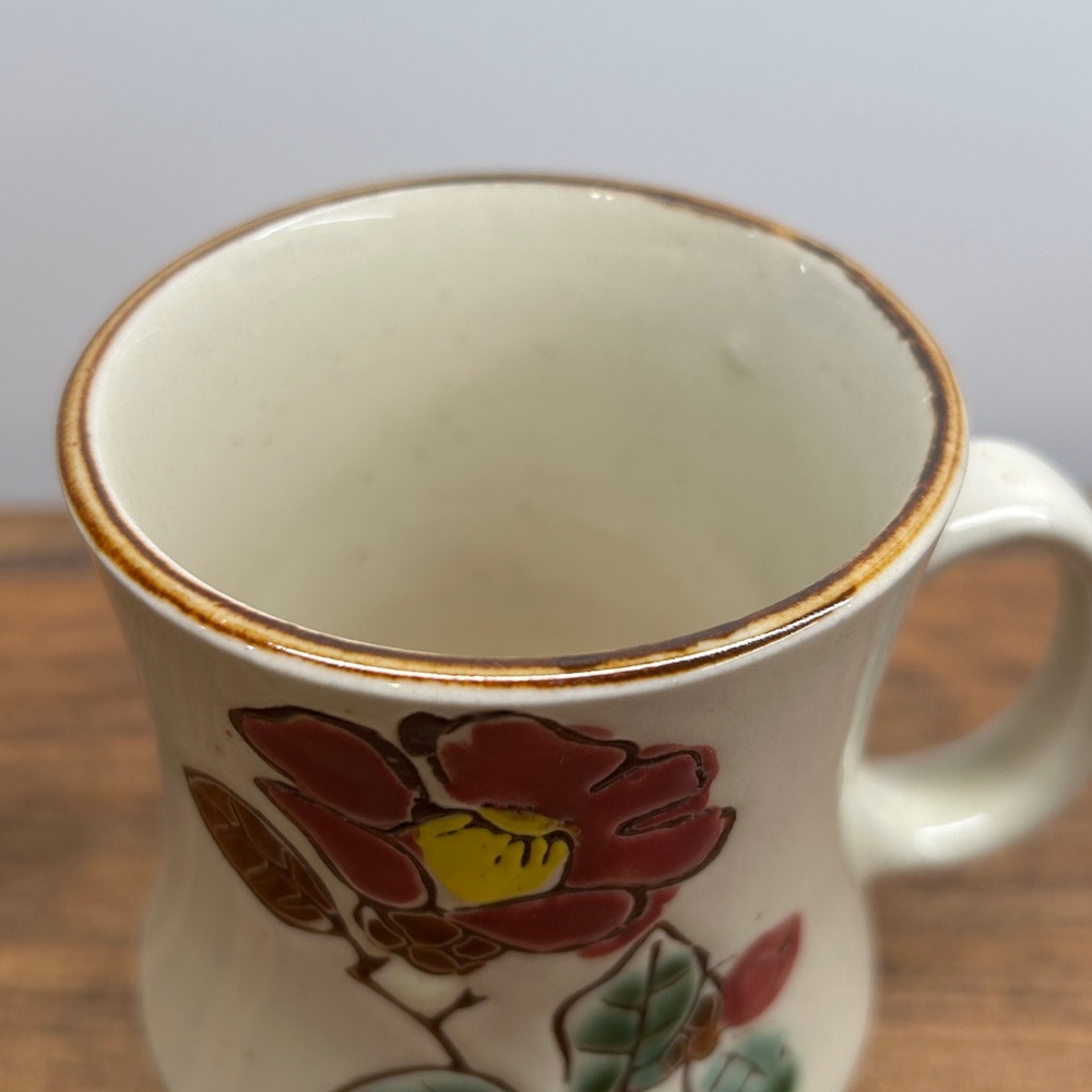 Vintage Retro Stoneware Glazed Mugs With Floral Motif Set Of 4 Made In Korea - Picture 3 of 16